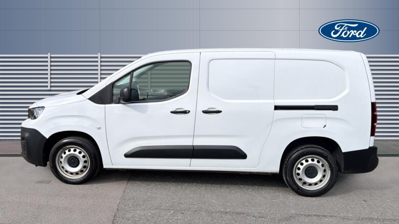 Peugeot Partner Long Diesel 950 1.5 BlueHDi 100 Professional Premium + Van